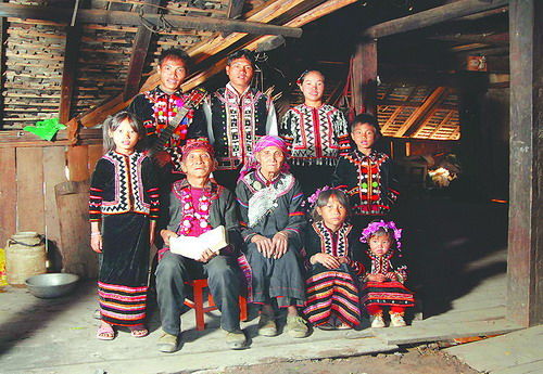 Lahu Ethnic Satchel