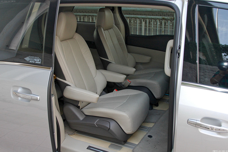 Toyota Grace 7 seat Car
