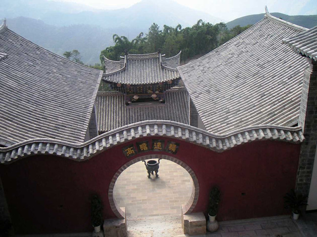 Mengnong Chieftain Palace in Yuanyang