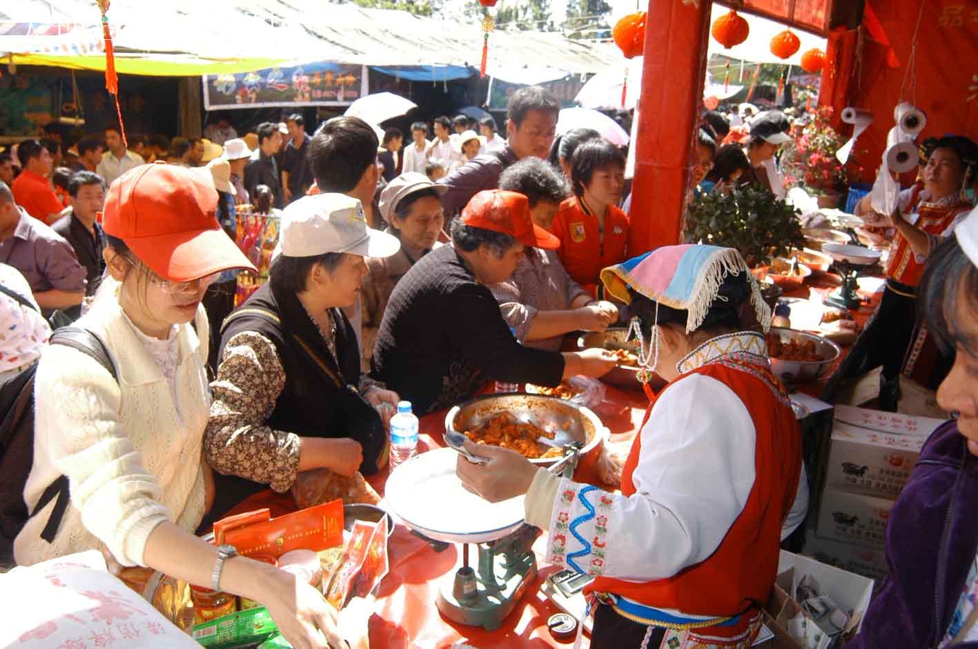 March Street Fair of Ethnic Bai, Dali